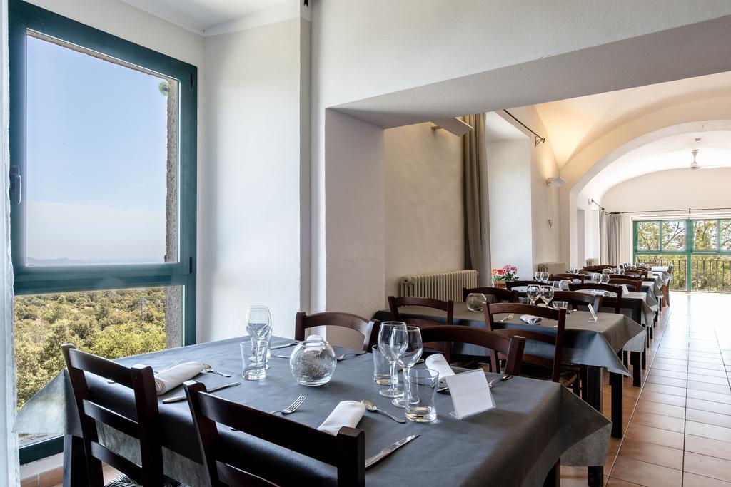 Hostatgeria Restaurant Els Angels Hotel Madremanya Exterior foto